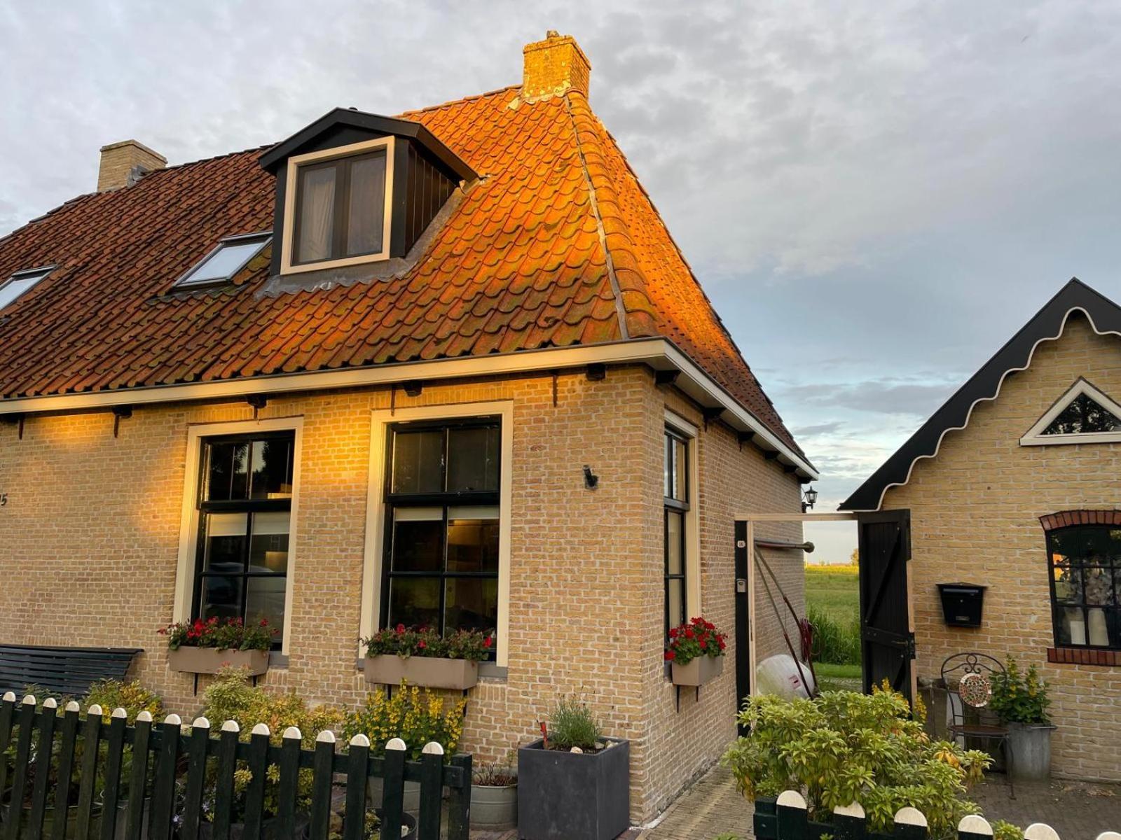 Vakantiehuis In Friesland Voor De Hele Familie Huns Exteriér fotografie