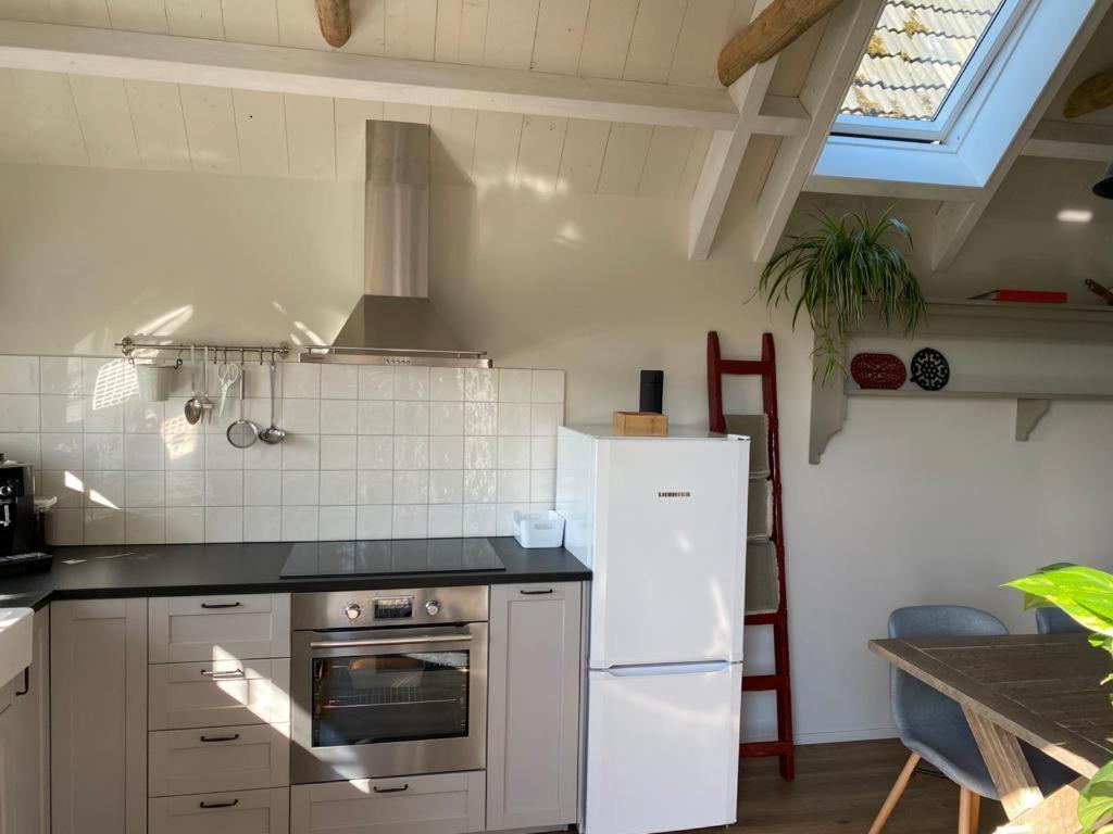Vakantiehuis In Friesland Voor De Hele Familie Huns Exteriér fotografie