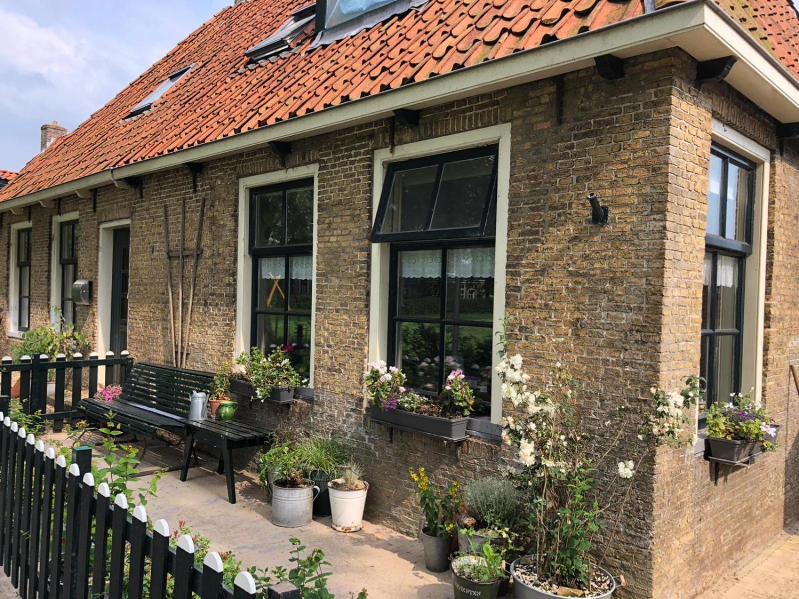 Vakantiehuis In Friesland Voor De Hele Familie Huns Exteriér fotografie