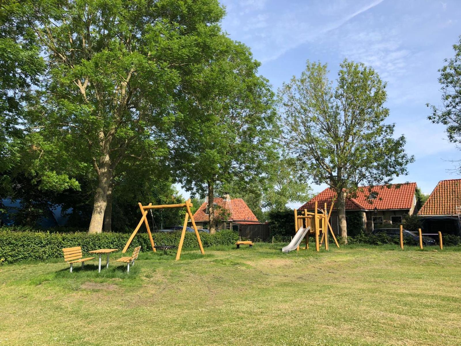 Vakantiehuis In Friesland Voor De Hele Familie Huns Exteriér fotografie